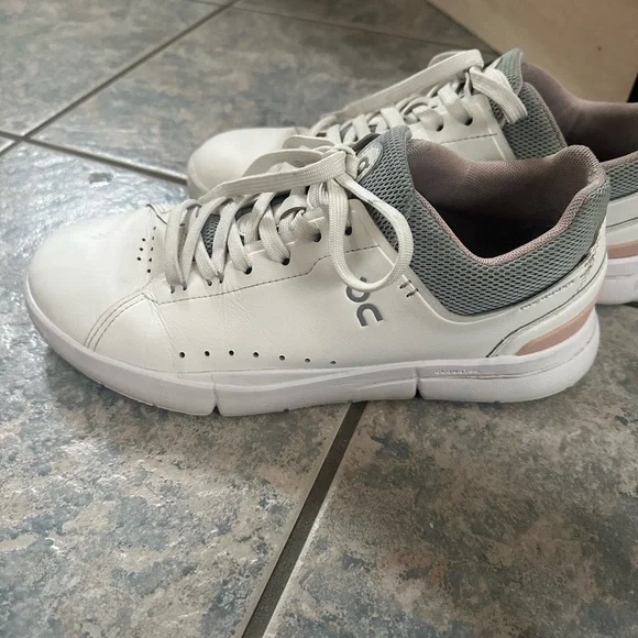 On Cloud The Roger Advantage 2 Shoes - Picture 4 of 9